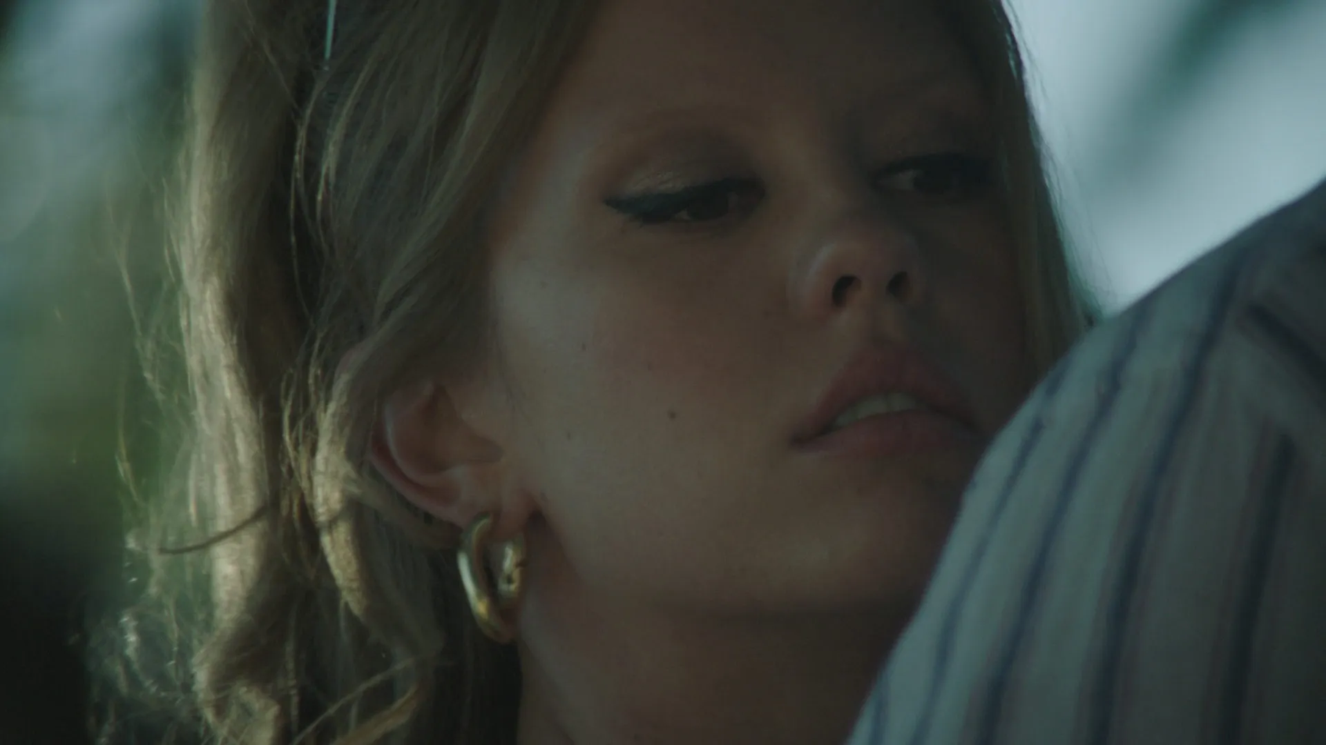 bestcelebgirls.com: mia goth sex in infinity pool movie
